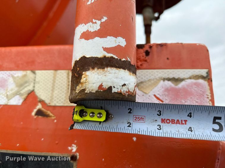 image for item DJ0911 1997 V.E. Enterprises Eagle GEVT-130B vacuum trailer