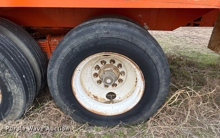 image for item DJ0911 1997 V.E. Enterprises Eagle GEVT-130B vacuum trailer