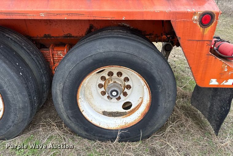 image for item DJ0911 1997 V.E. Enterprises Eagle GEVT-130B vacuum trailer