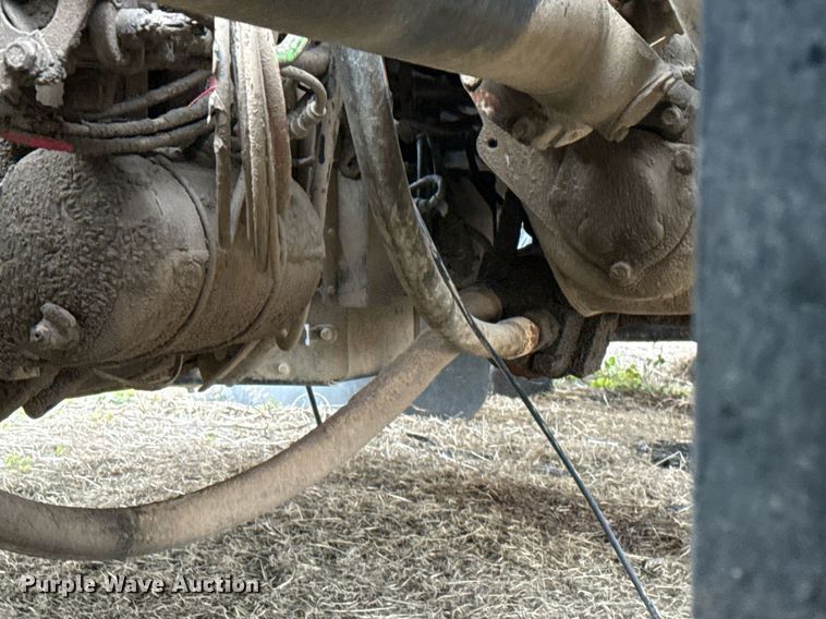 image for item DJ0912 2015 Mack CHU613 semi truck