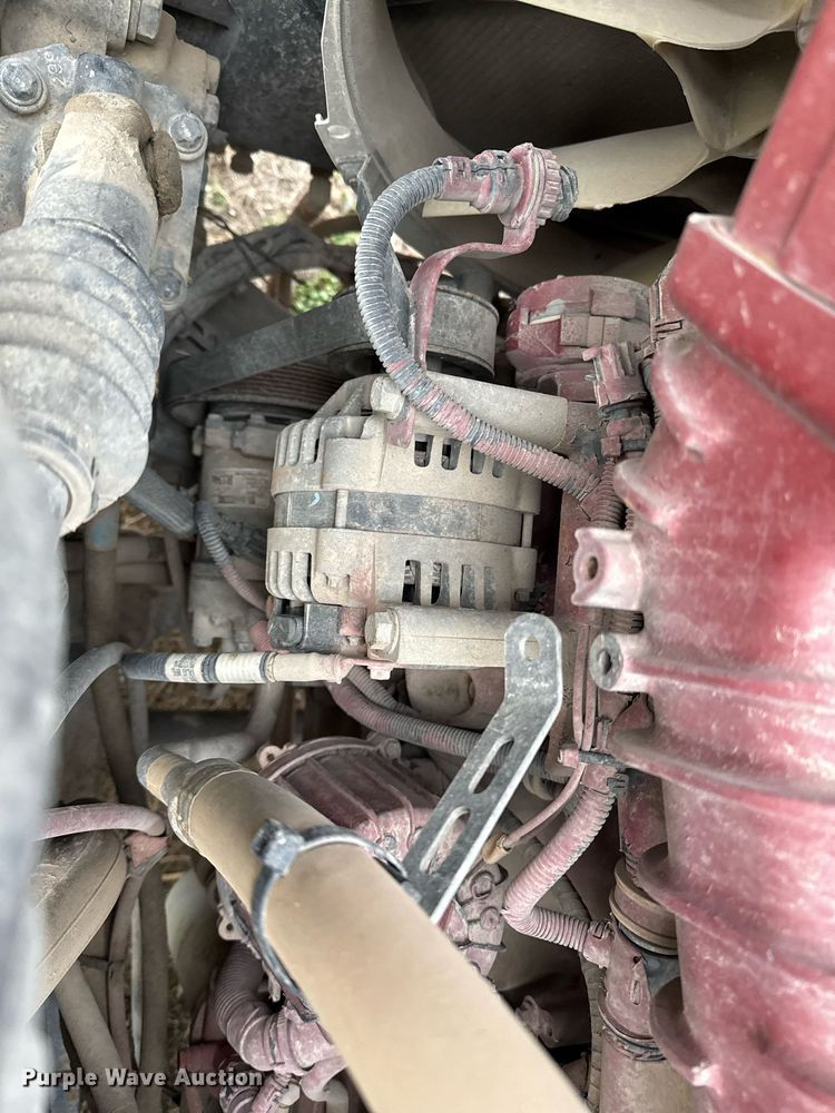 image for item DJ0912 2015 Mack CHU613 semi truck