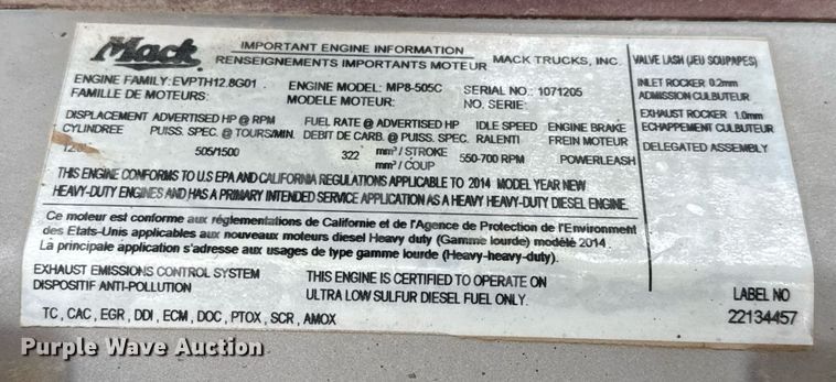 image for item DJ0912 2015 Mack CHU613 semi truck