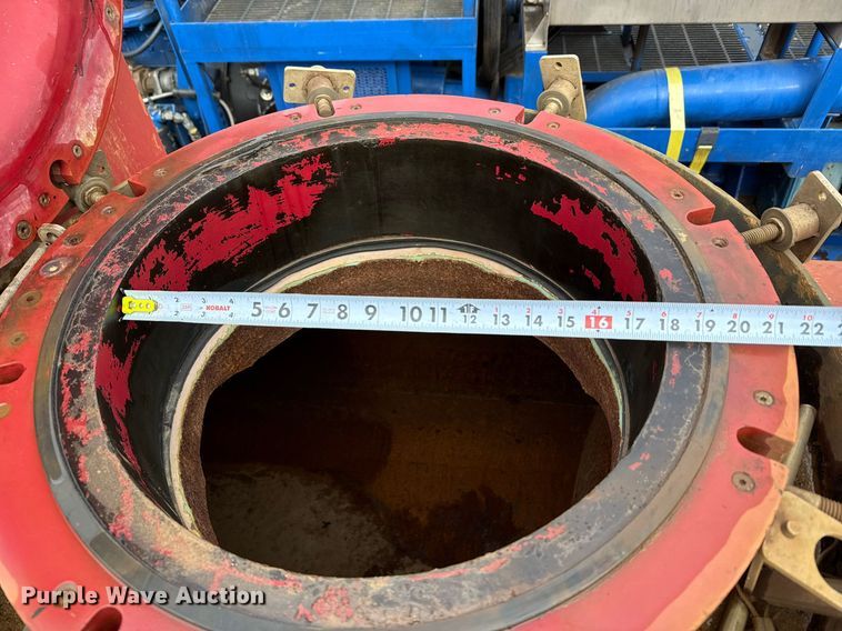 image for item DO2643 2006 Overland acid tank trailer