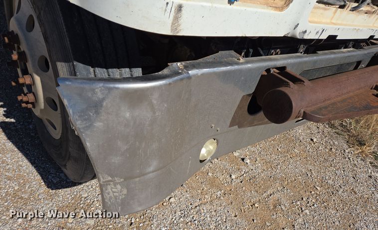 image for item DO2659 2008 Mack CHU613 truck cab and chassis