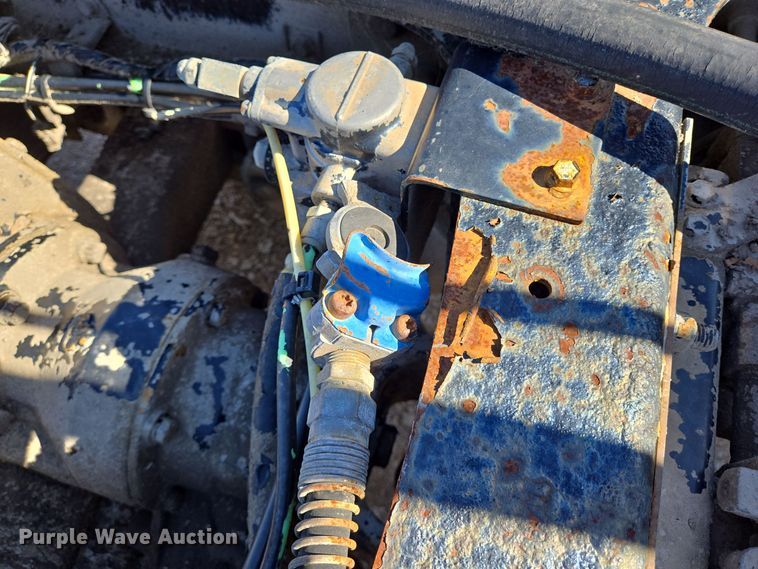 image for item DO2659 2008 Mack CHU613 truck cab and chassis