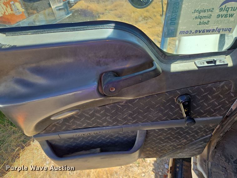 image for item DO2659 2008 Mack CHU613 truck cab and chassis