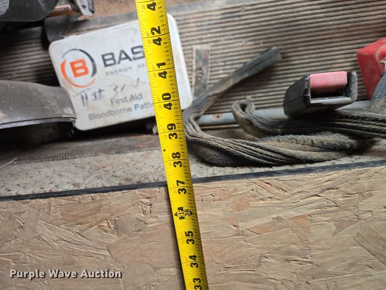 image for item DP6115 2005 Mack CX613 semi truck