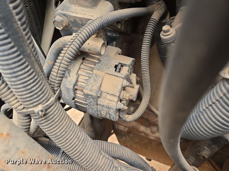 image for item DP6115 2005 Mack CX613 semi truck