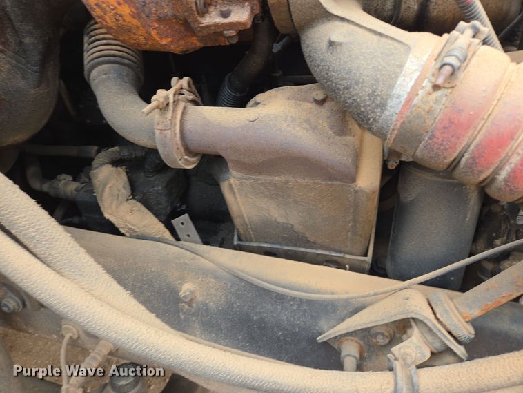 image for item DP6115 2005 Mack CX613 semi truck