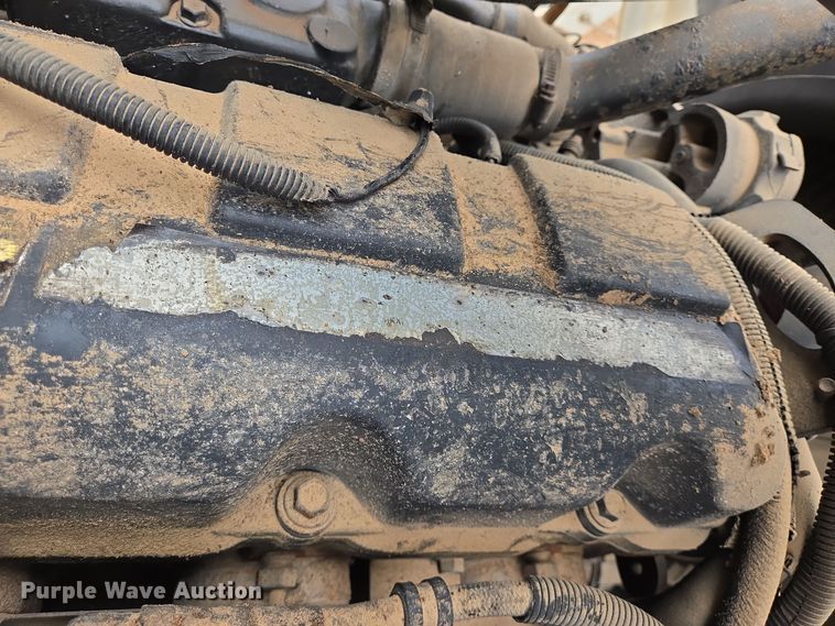 image for item DP6115 2005 Mack CX613 semi truck