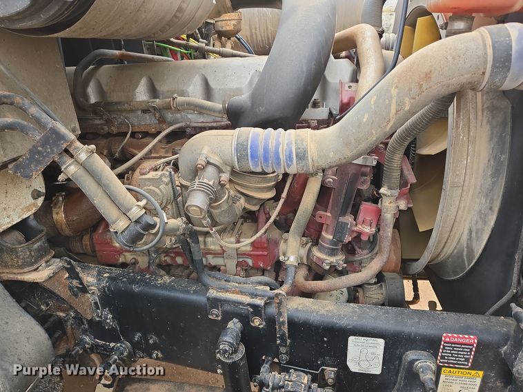 image for item DP6117 2009 Mack CHU613 semi truck