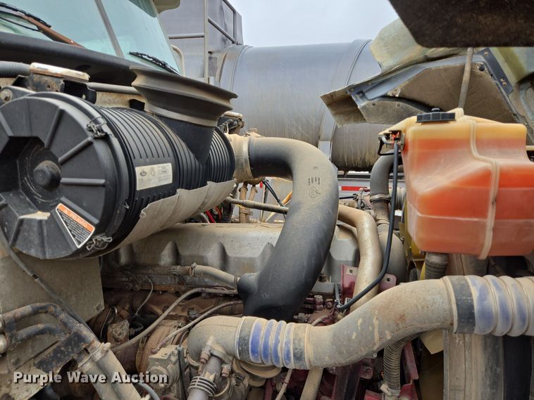 image for item DP6117 2009 Mack CHU613 semi truck