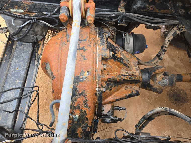 image for item DP6118 2009 Mack CHU613 semi truck