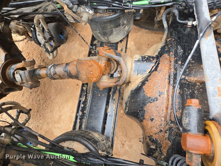 image for item DP6118 2009 Mack CHU613 semi truck