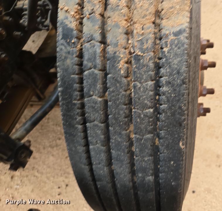 image for item DP6118 2009 Mack CHU613 semi truck