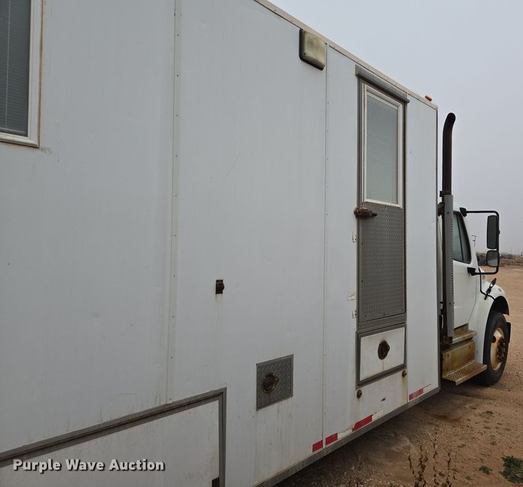 image for item DP6119 2011 Freightliner Business Class M2 mobile command center truck