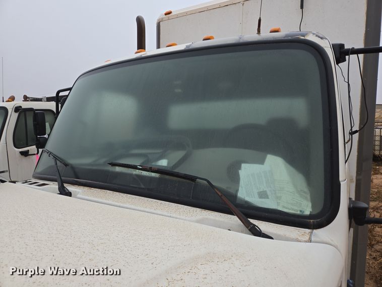 image for item DP6119 2011 Freightliner Business Class M2 mobile command center truck