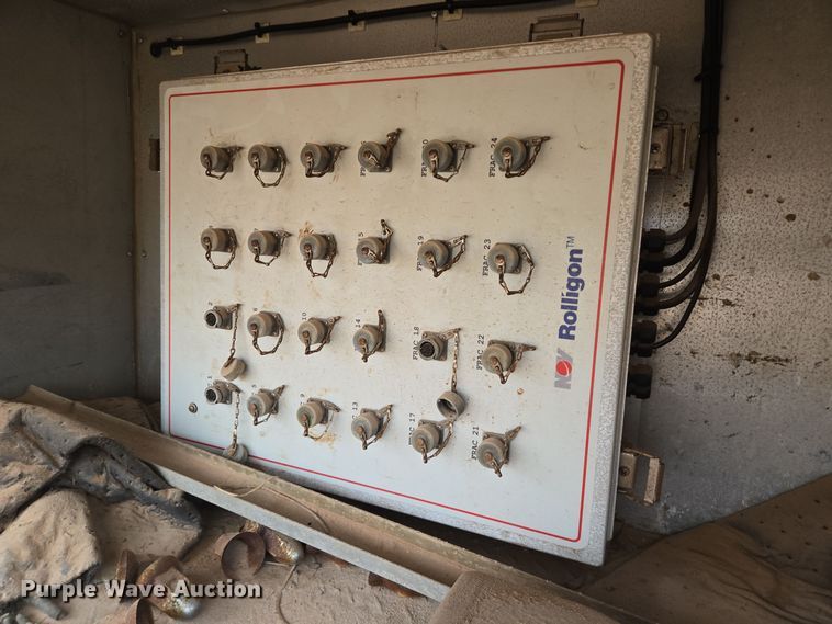 image for item DP6119 2011 Freightliner Business Class M2 mobile command center truck