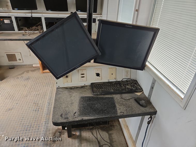 image for item DP6119 2011 Freightliner Business Class M2 mobile command center truck