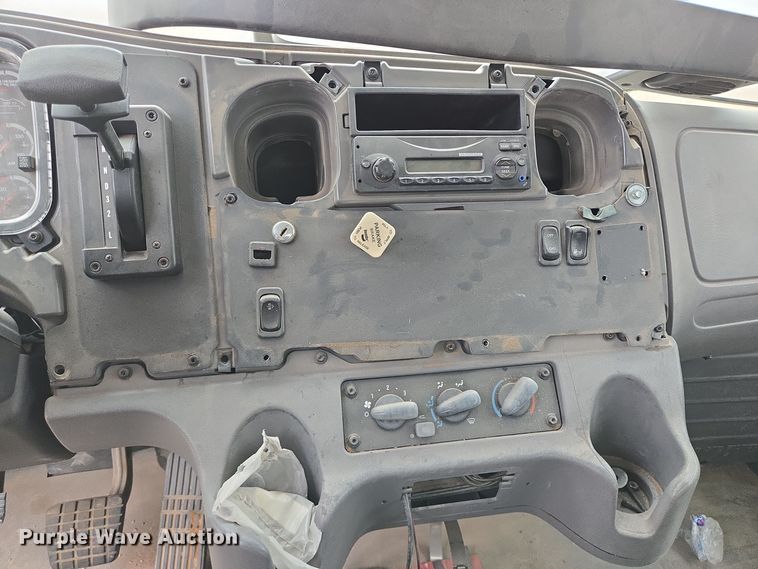 image for item DP6119 2011 Freightliner Business Class M2 mobile command center truck