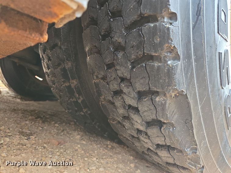 image for item DP6119 2011 Freightliner Business Class M2 mobile command center truck