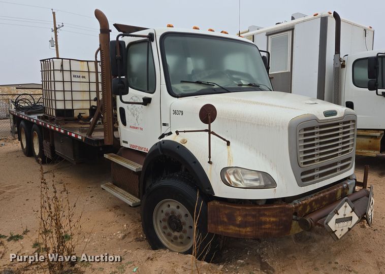 image for item DP6120 2011 Freightliner Business Class M2 flatbed truck