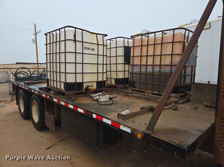 image for item DP6120 2011 Freightliner Business Class M2 flatbed truck