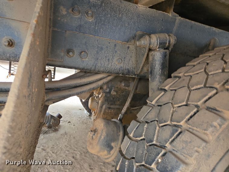 image for item DP6120 2011 Freightliner Business Class M2 flatbed truck