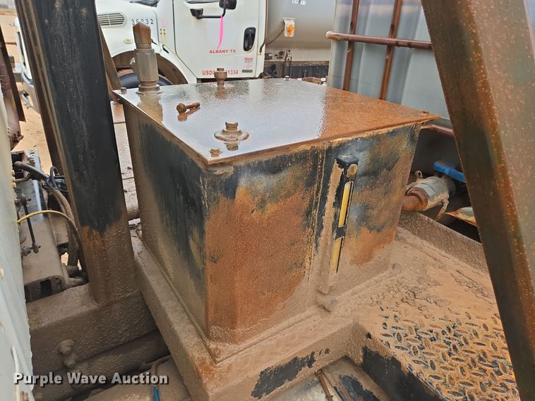 image for item DP6120 2011 Freightliner Business Class M2 flatbed truck