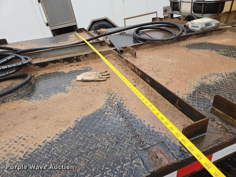 image for item DP6120 2011 Freightliner Business Class M2 flatbed truck