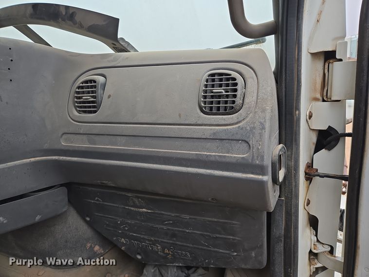 image for item DP6120 2011 Freightliner Business Class M2 flatbed truck