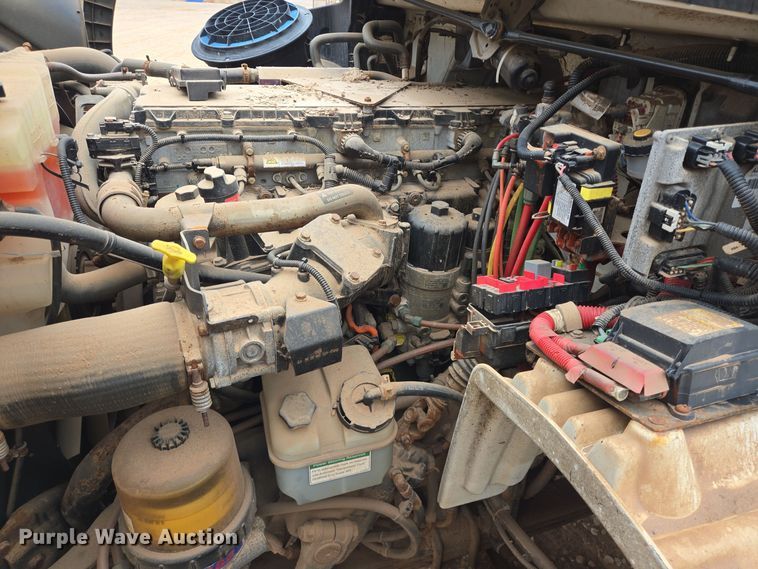 image for item DP6120 2011 Freightliner Business Class M2 flatbed truck