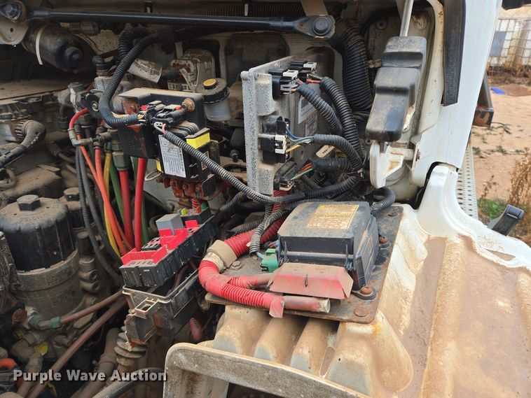 image for item DP6120 2011 Freightliner Business Class M2 flatbed truck