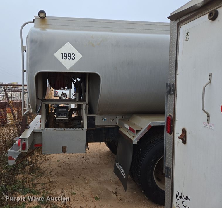 image for item DP6121 2005 Freightliner M2106 fuel truck