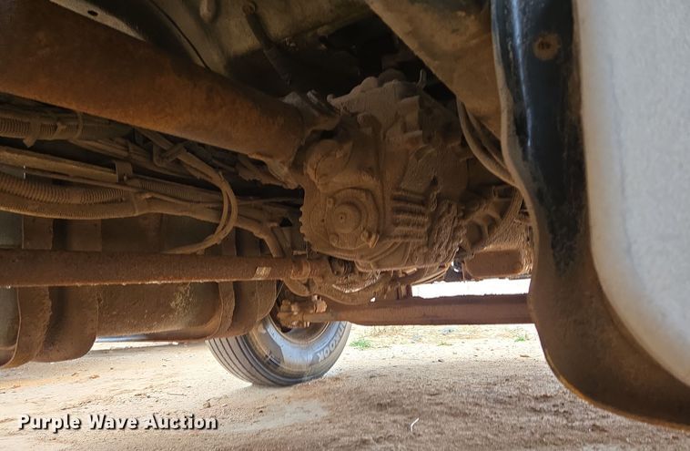 image for item DP6121 2005 Freightliner M2106 fuel truck