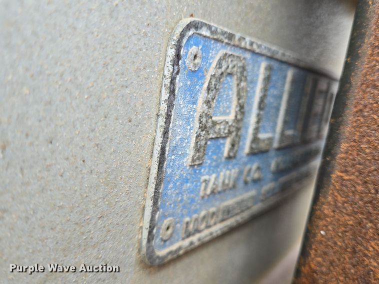 image for item DP6121 2005 Freightliner M2106 fuel truck