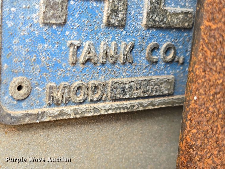 image for item DP6121 2005 Freightliner M2106 fuel truck