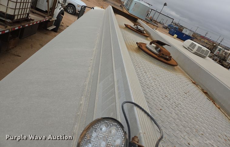 image for item DP6121 2005 Freightliner M2106 fuel truck