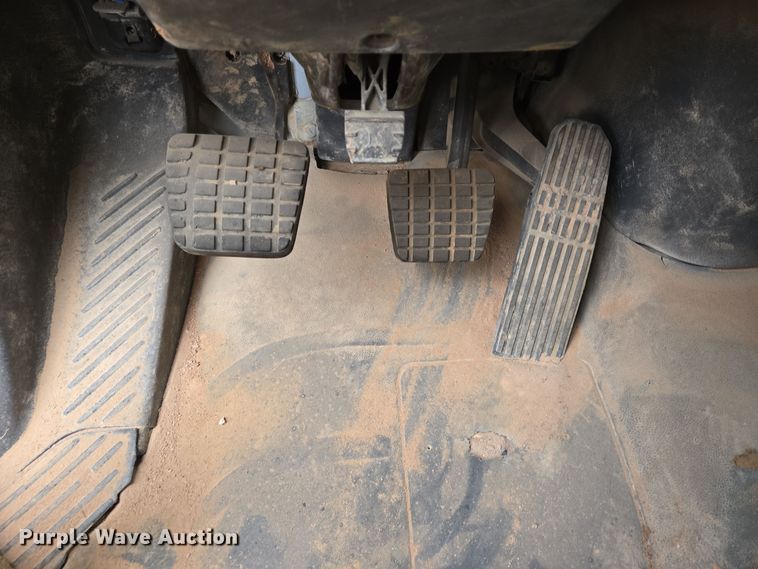 image for item DP6121 2005 Freightliner M2106 fuel truck