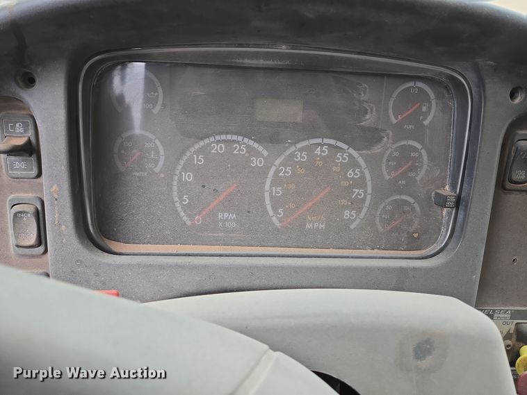 image for item DP6121 2005 Freightliner M2106 fuel truck