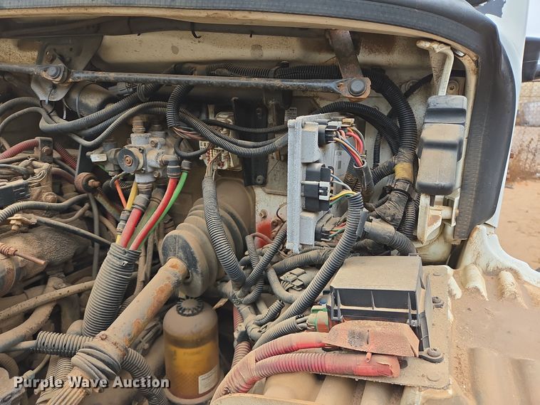 image for item DP6121 2005 Freightliner M2106 fuel truck