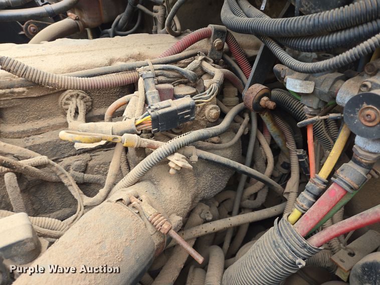 image for item DP6121 2005 Freightliner M2106 fuel truck