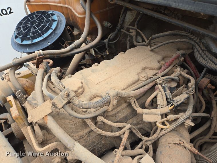 image for item DP6121 2005 Freightliner M2106 fuel truck