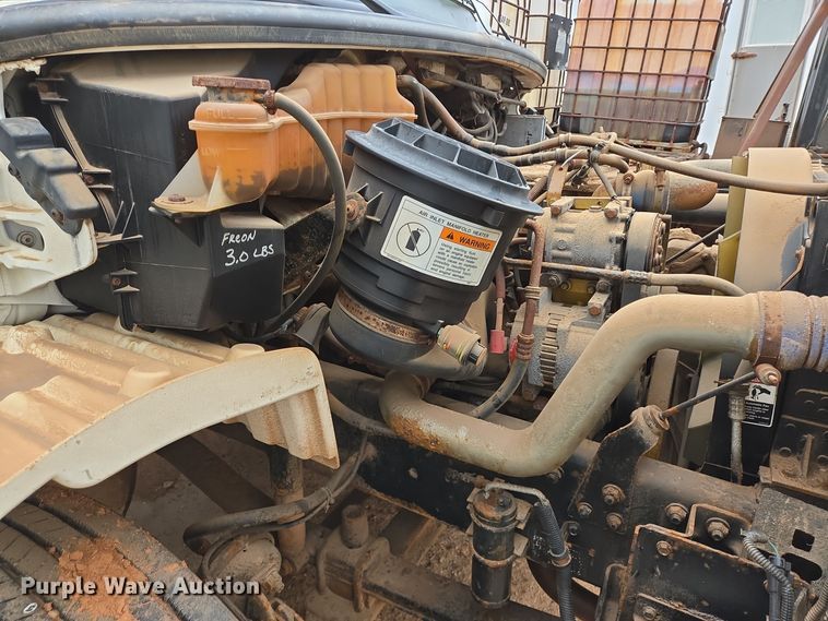 image for item DP6121 2005 Freightliner M2106 fuel truck