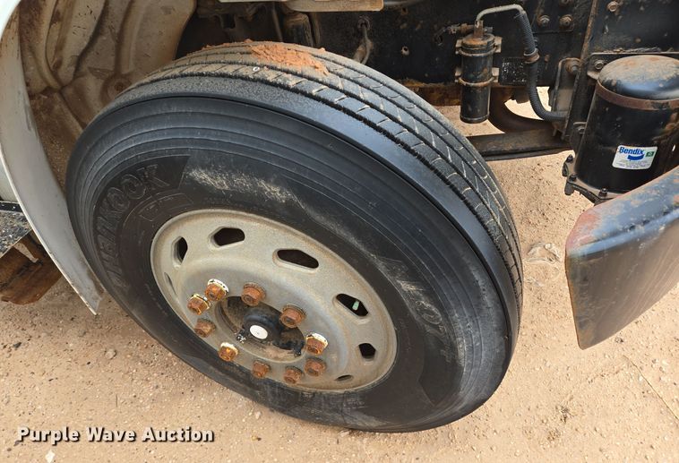 image for item DP6121 2005 Freightliner M2106 fuel truck