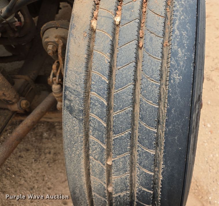 image for item DP6121 2005 Freightliner M2106 fuel truck