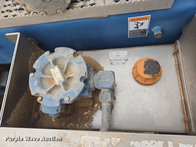 image for item DT5428 2013 Peterbilt 367 semi truck