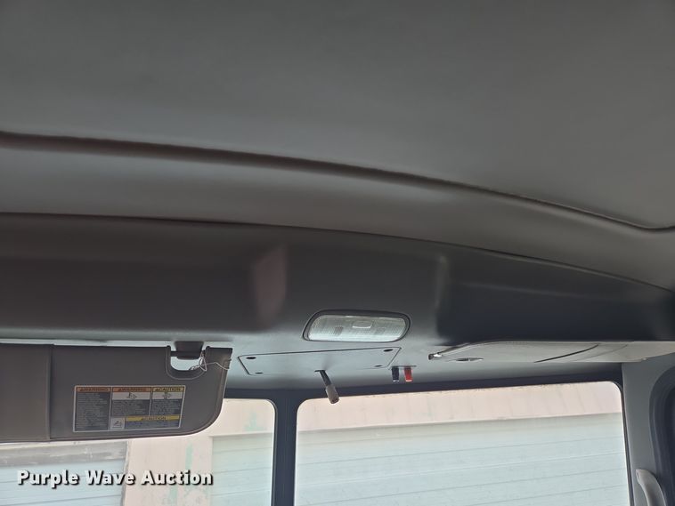 image for item DT5428 2013 Peterbilt 367 semi truck