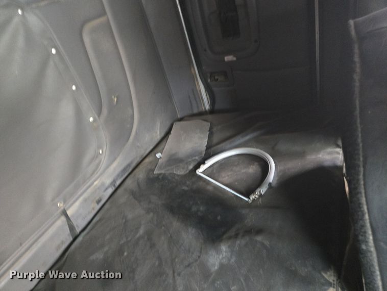 image for item DT5428 2013 Peterbilt 367 semi truck