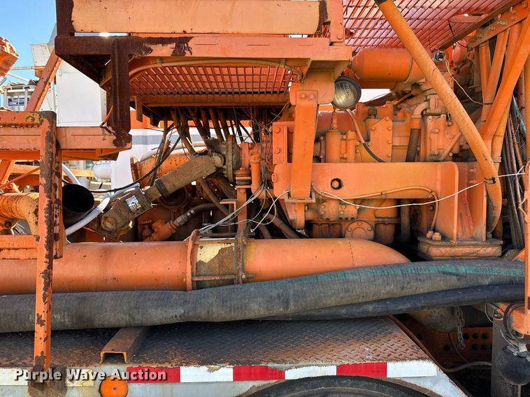 image for item DT5478 2008 Mack GU713 fracturing and sand blender truck